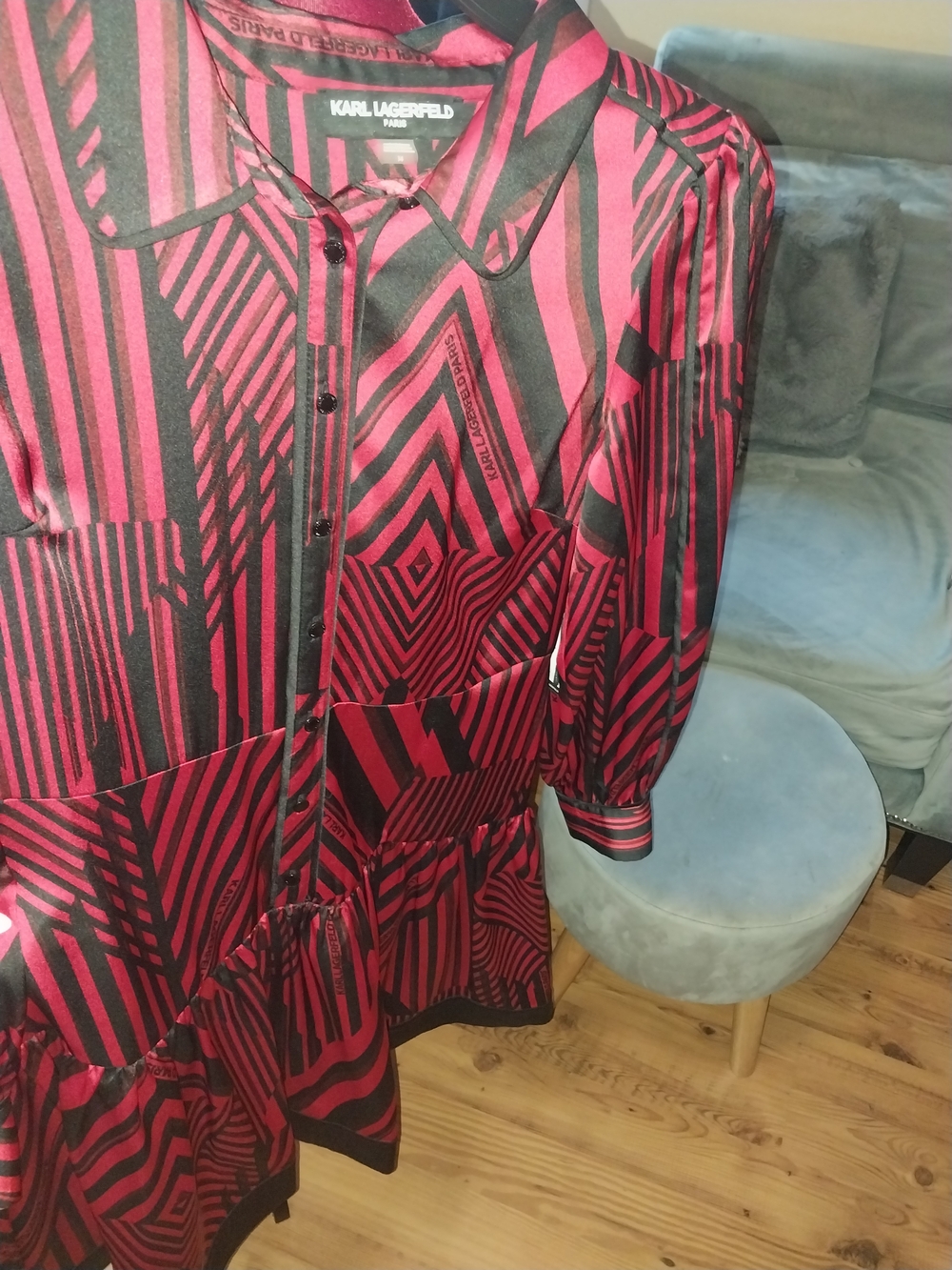 Karl Lagerfeld Men’s Red and Black Geometric Button-Front Shirt